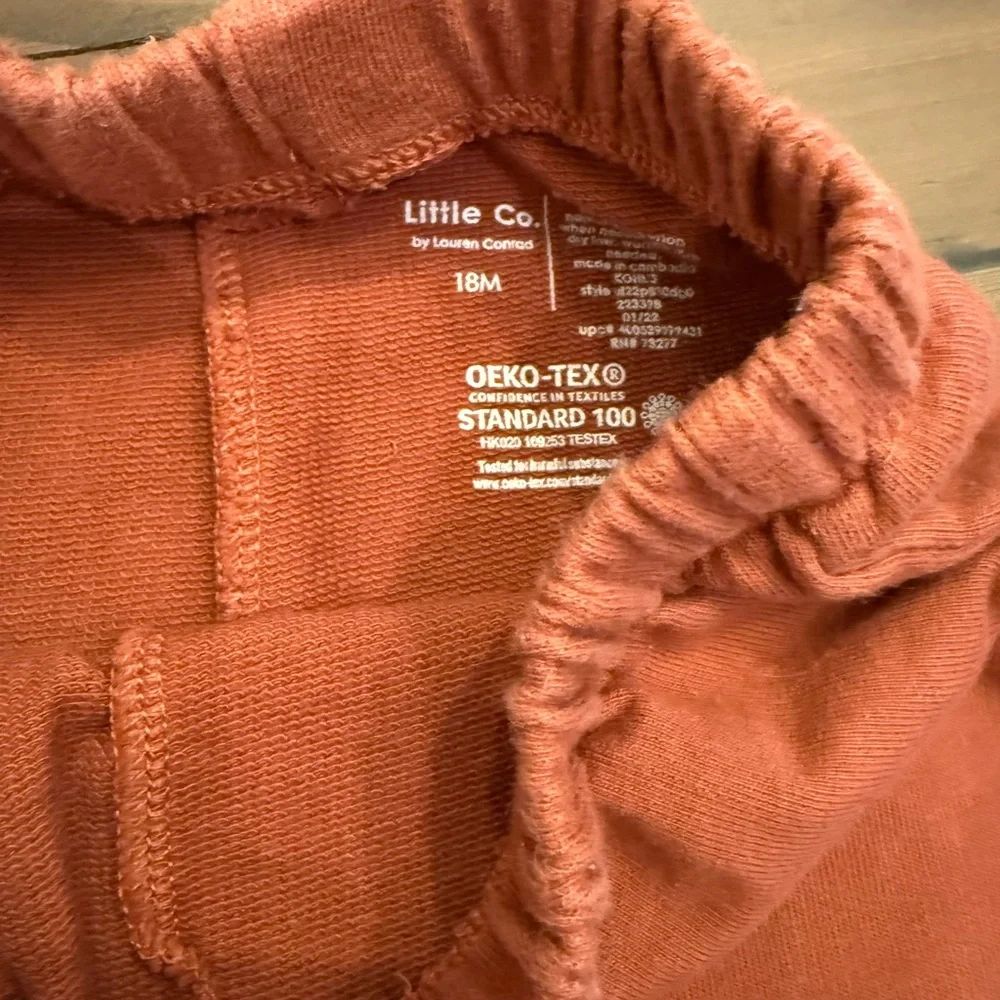 Old Navy baby girls shorts assorted - Coral, Rust, Tan